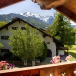 Zugspitzblick vom Balkon der Ferienwohnung ©H. Hohenleitner